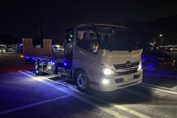 レッカー車へ同乗は？！
